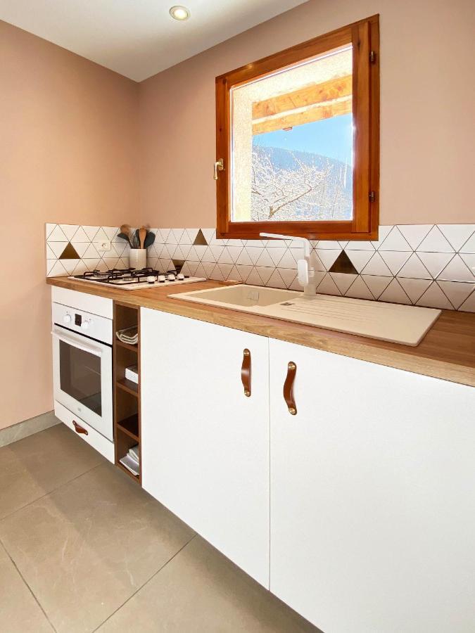 Le Chat Perche - Appartements 3 Etoiles Spacieux Et Chaleureux A Allemond מראה חיצוני תמונה